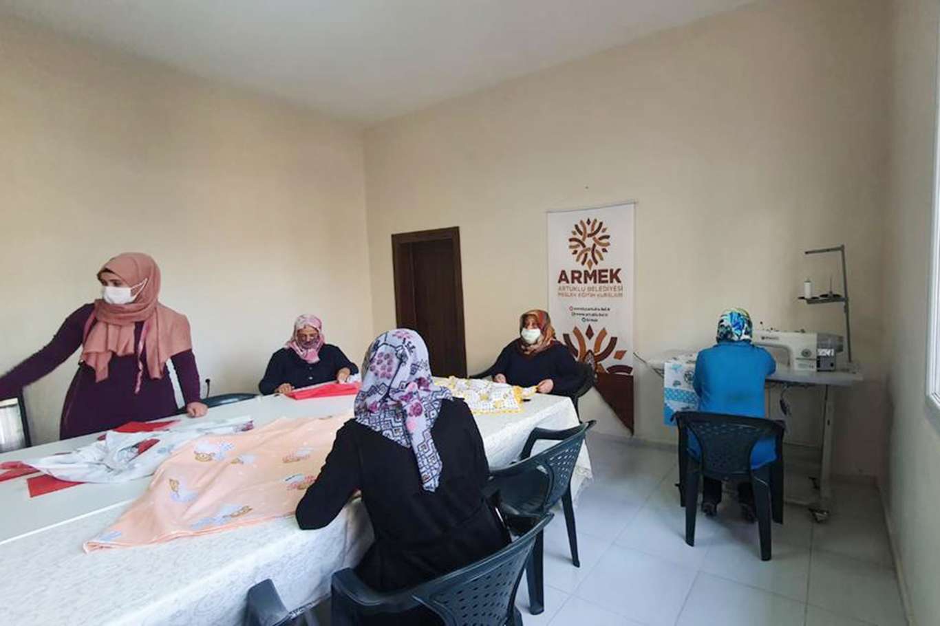 Artuklu Belediyesinin mahalle konakları açıldı